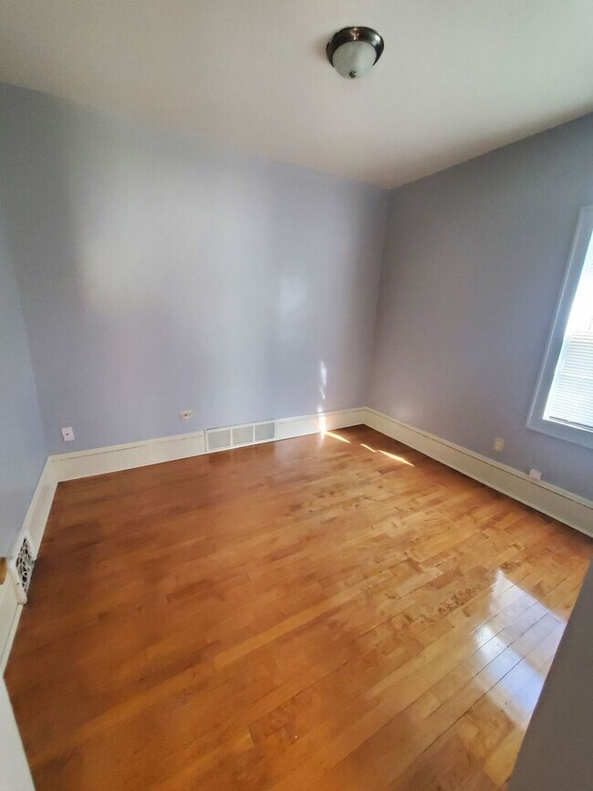 Foto del edificio - 3136 N 24th Pl