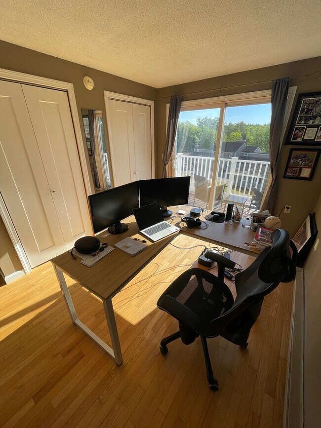 Foto del edificio - Townhouse located at Pheasant Hill, North Berwick Maine