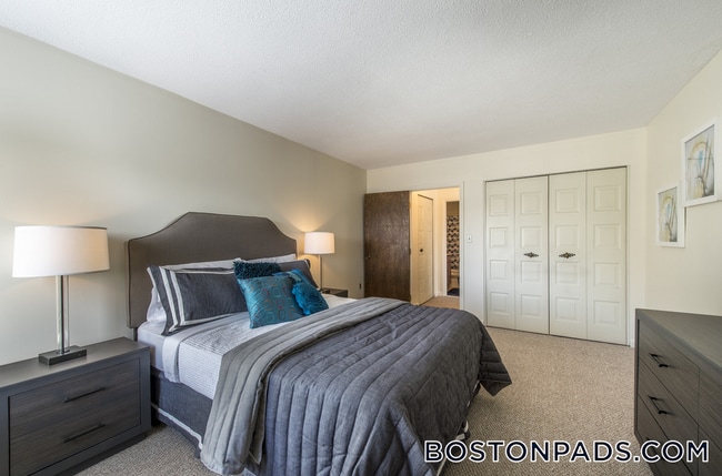 Building Photo - 385 Massachusetts Ave