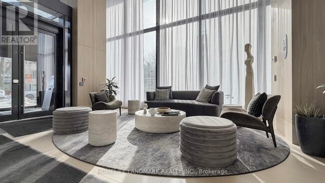 Building Photo - 36 Olive Ave