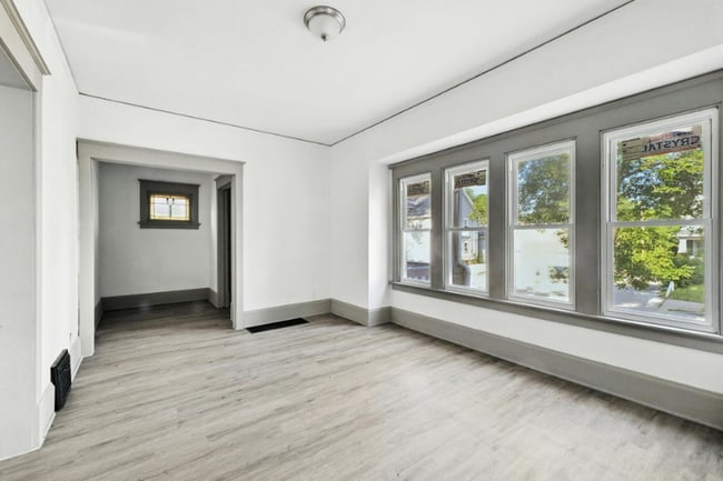 Building Photo - 3279 N 28th St