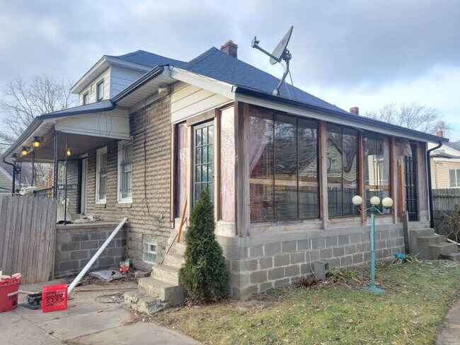 Building Photo - 18274 Grayfield St