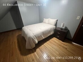 Building Photo - 66 Knollwood St