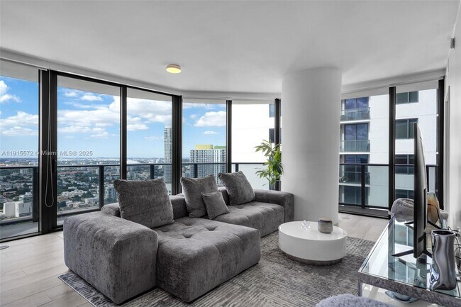 Foto del edificio - 55 SW 9th St