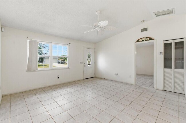 Foto del edificio - 7284 Sea Mist Dr