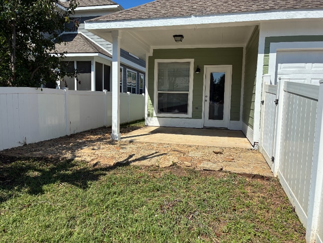 Building Photo - 1336 Kingston Pl