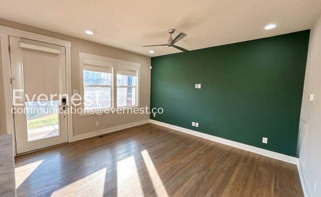 Building Photo - 220 Croleywood Ln