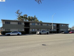 Building Photo - 37271 Cedar Blvd