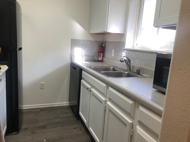 Foto del edificio - 1327 Chestnut St