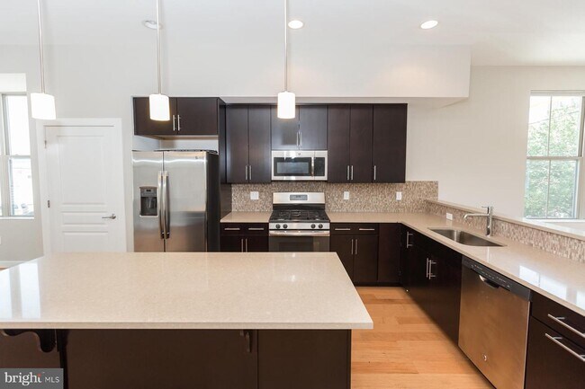 Foto del edificio - 1406 S 4th St