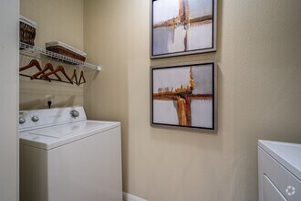 2BR, 2BA - 1147SF - The Fountains at Almeda