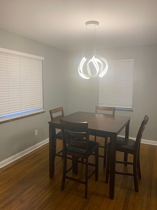 Foto del edificio - 2621 Gehrum Ln