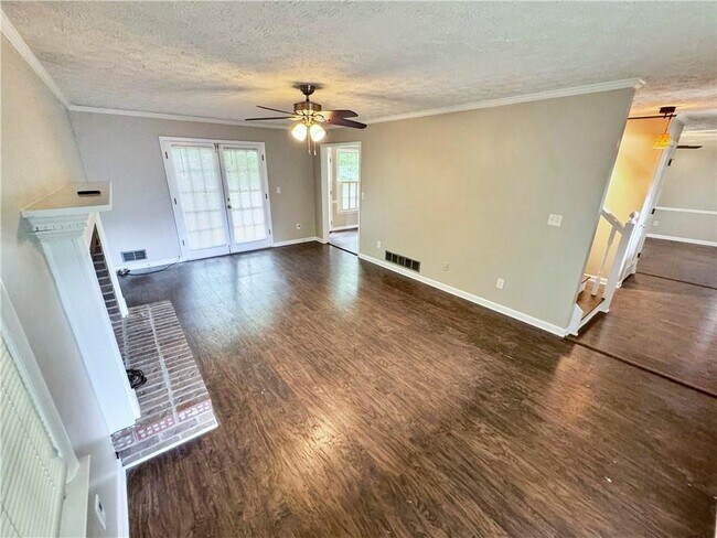 Foto del edificio - 4891 Raven Pl