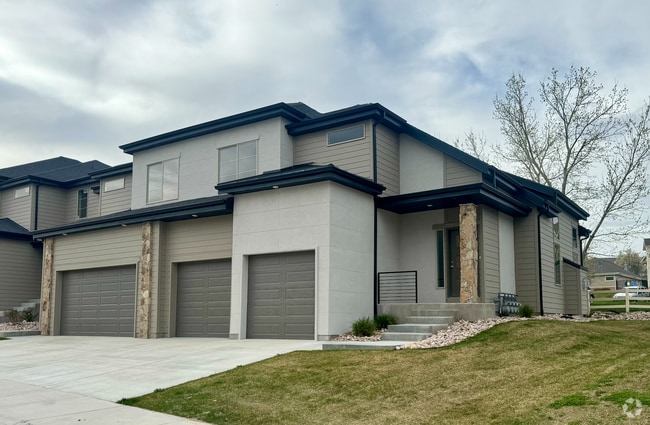 Picture of Harvest Hills Development Apartments for Rent with Extra Storage ...