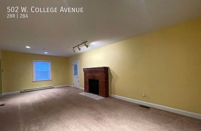 Foto del edificio - 502 W College Ave