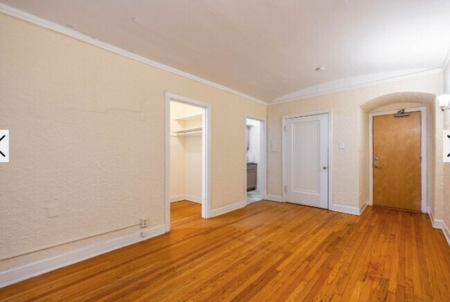 Foto del edificio - 536 W Arlington Pl