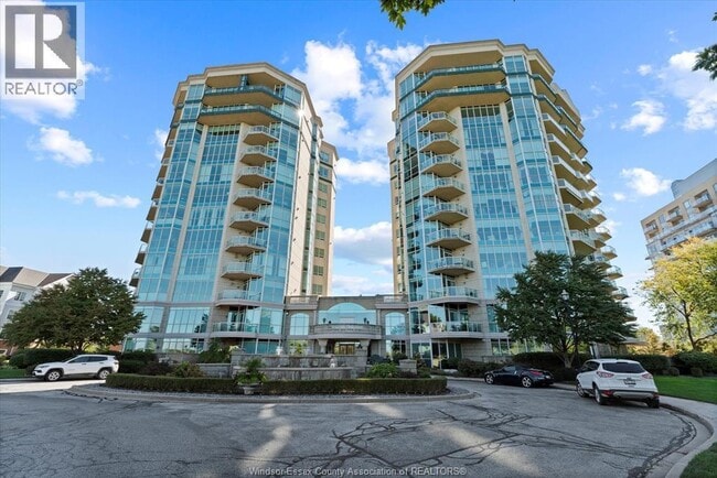 Photo du bâtiment - 5055 Riverside Dr E