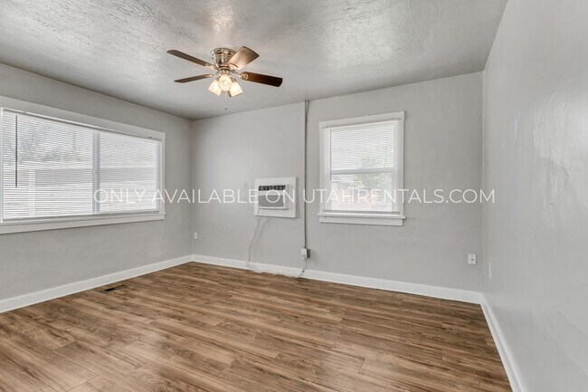 Building Photo - 3182 Adams Ave