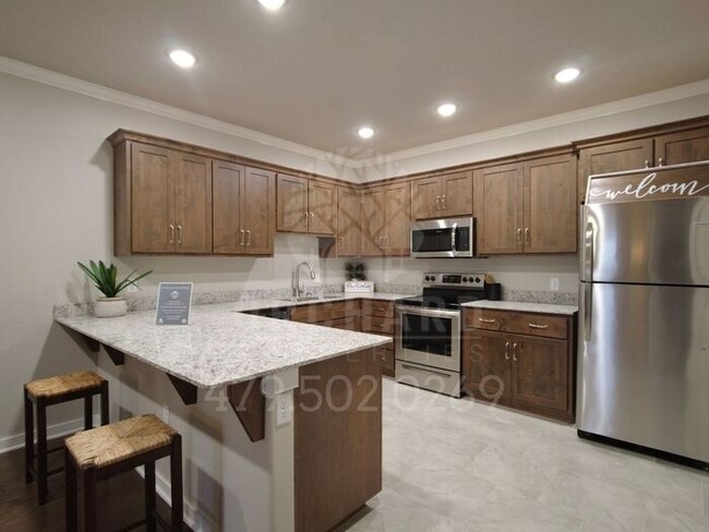 Building Photo - 2 Bed/ 2 Bath | New Apartments in Siloam S...