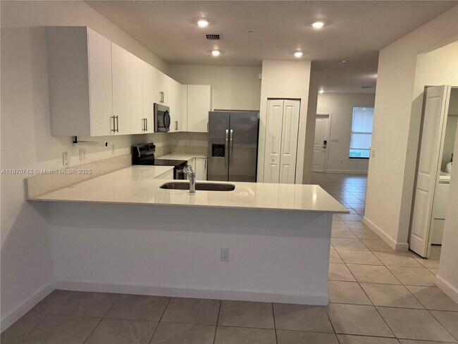 Foto del edificio - 267 SW 159th Dr