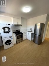 Building Photo - 48 Torrens Ave