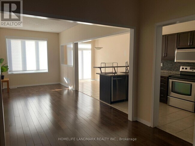 Building Photo - 117 Catalpa Cres