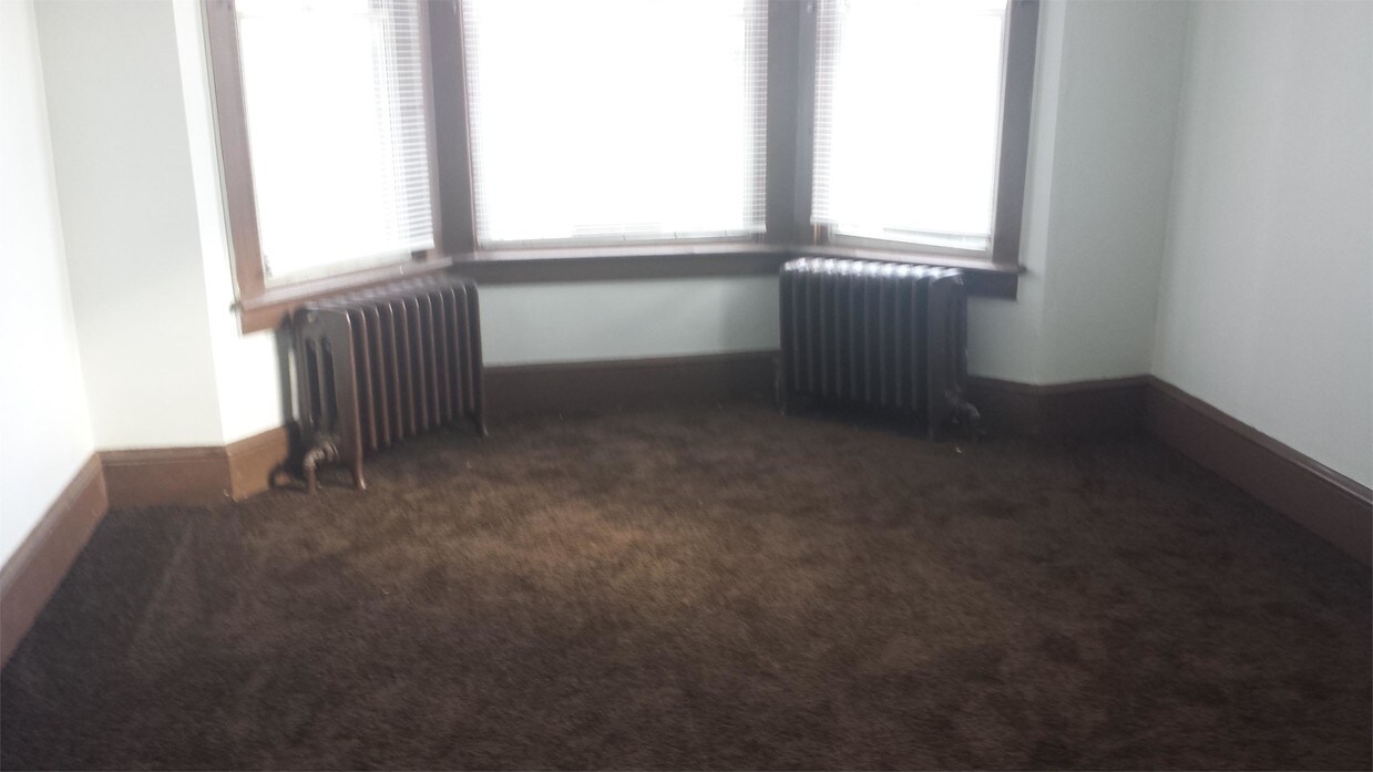 Primary Photo - 510 N 13th St