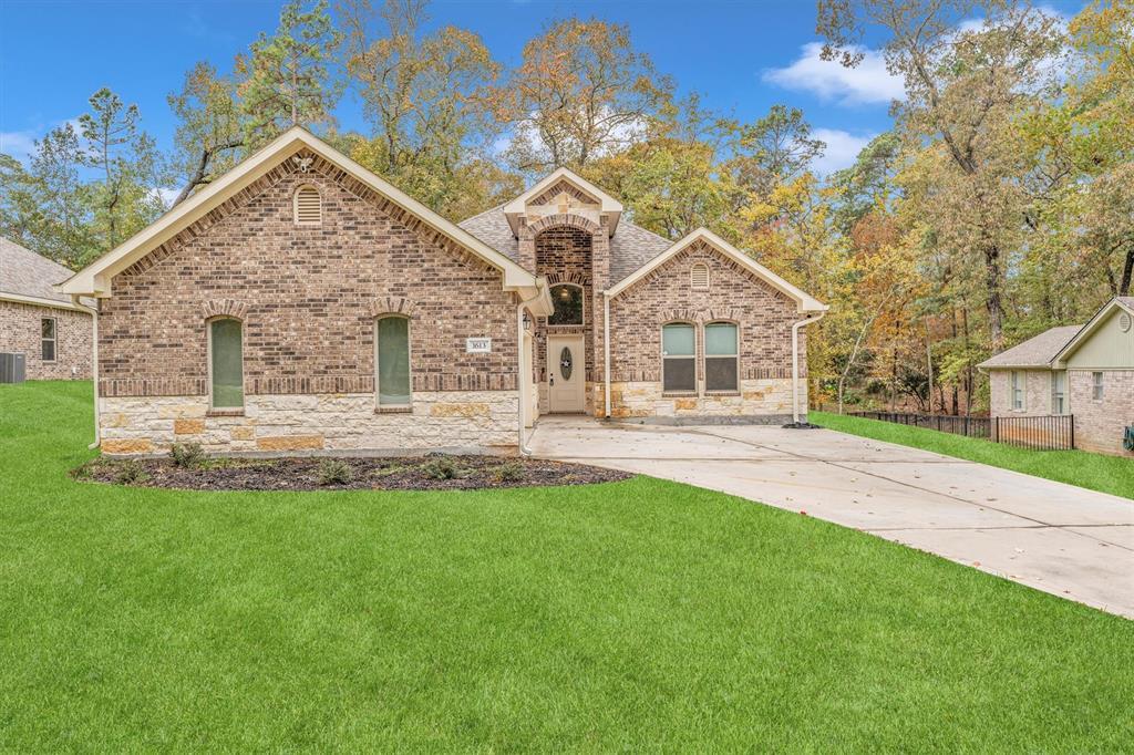 Foto principal - 1613 River Oaks Dr