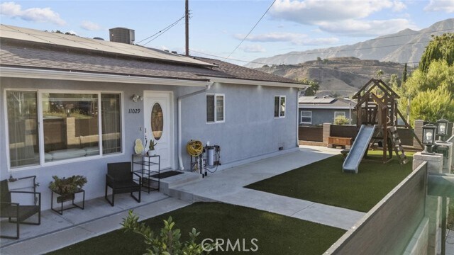 Primary Photo - 11029 Leolang Ave