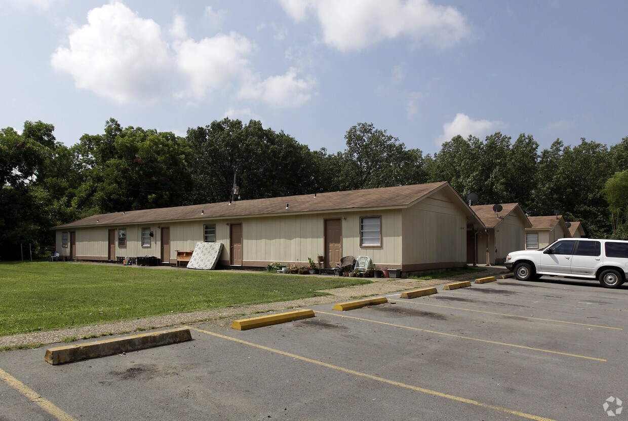 Primary Photo - Alpine Village Apartments