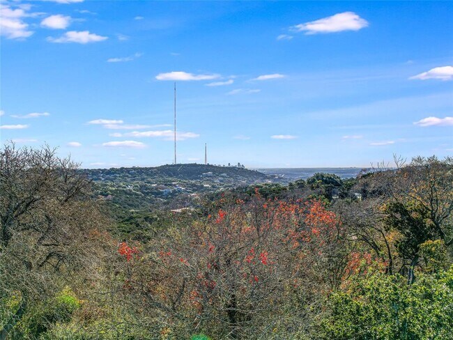 Foto del edificio - 1505 Ridgecrest Dr