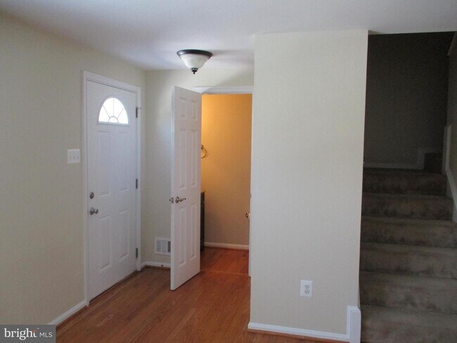Building Photo - 3043 Talking Rock Dr