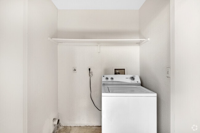1BR, 1BA - 610SF - Laundry Area - Waterstone at Murrieta