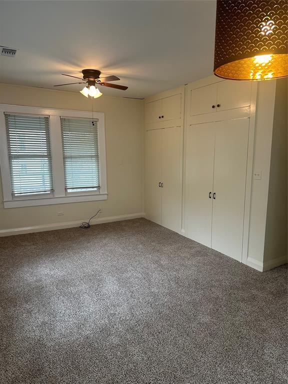 Building Photo - 800 San Antonio St