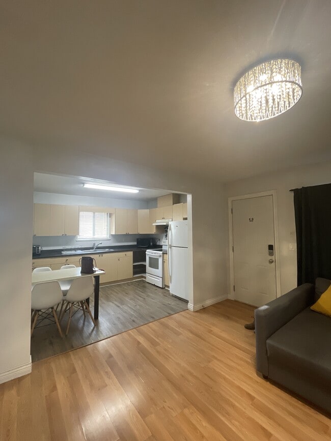 Photo du bâtiment - 35215 Delair Rd