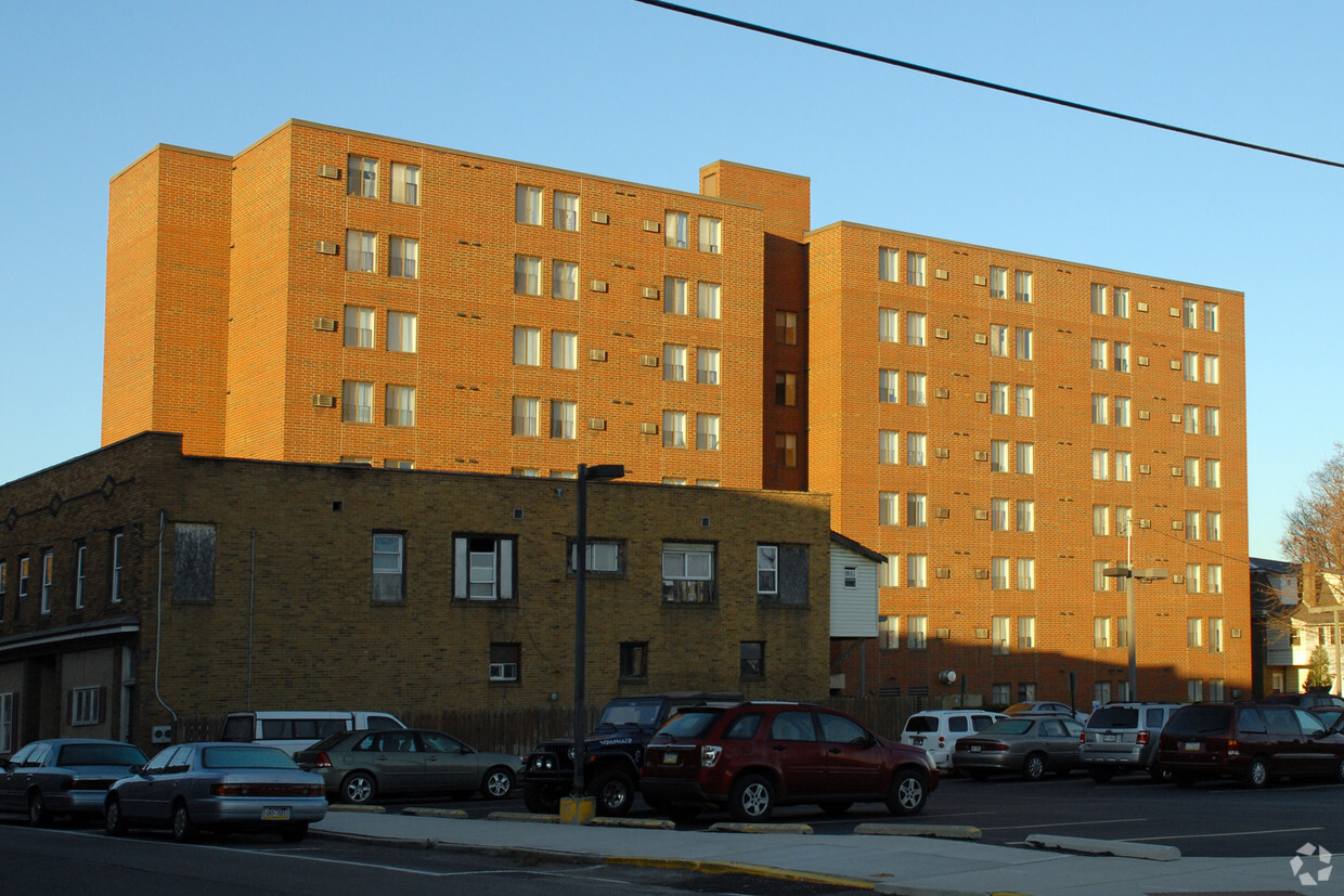 Foto del edificio - Philipsburg Towers