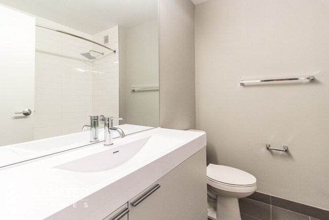 Foto del edificio - 2625 N Clark St