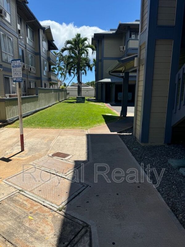 Building Photo - 91-289 Hanapouli Cir