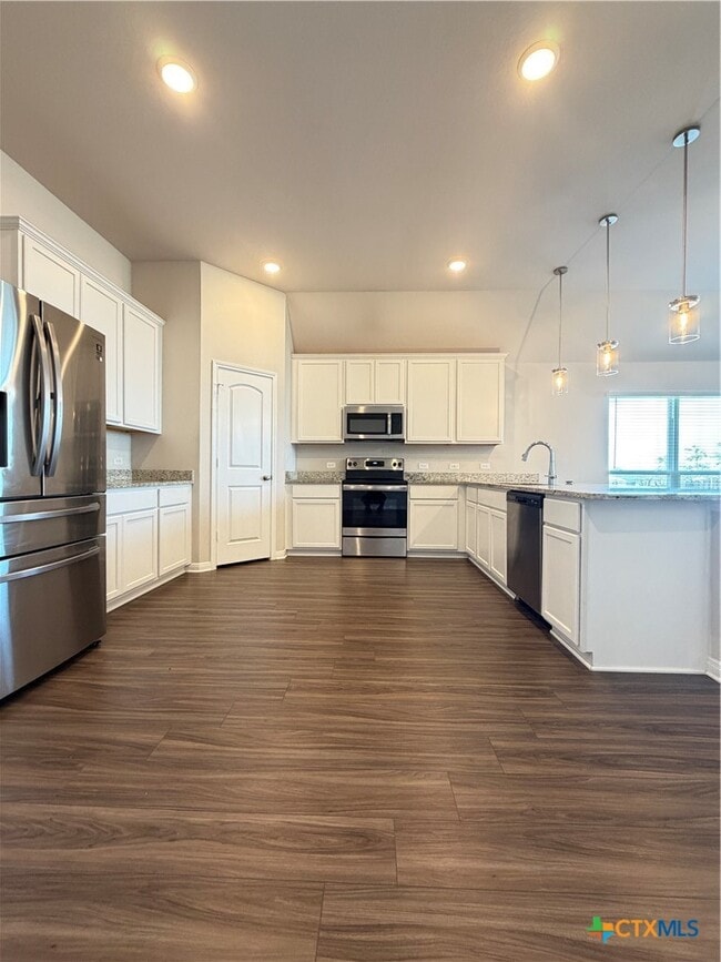 Building Photo - 10000 Kensley Rose Dr