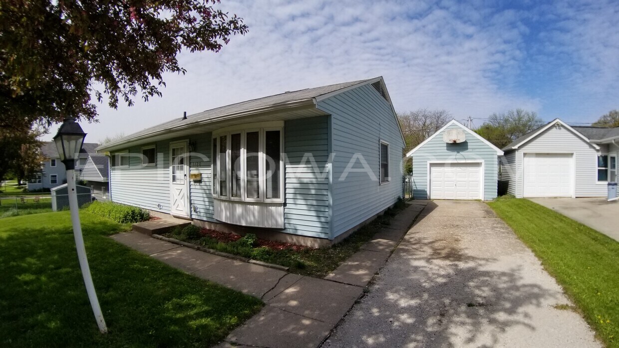 Foto principal - 1120 26th St