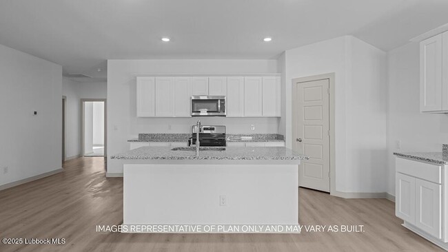 Building Photo - 206 14th St