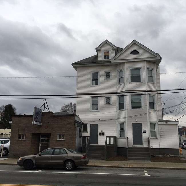 Building Photo - 619 Central Ave