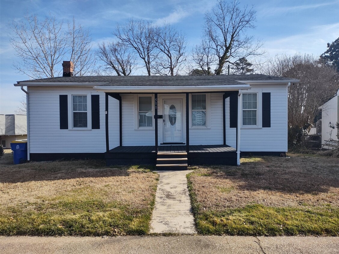 511 N 2nd Ave, Hopewell, VA 23860 House Rental in Hopewell, VA