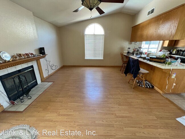Building Photo - 3 br, 2 bath House - 360 Madison Ave