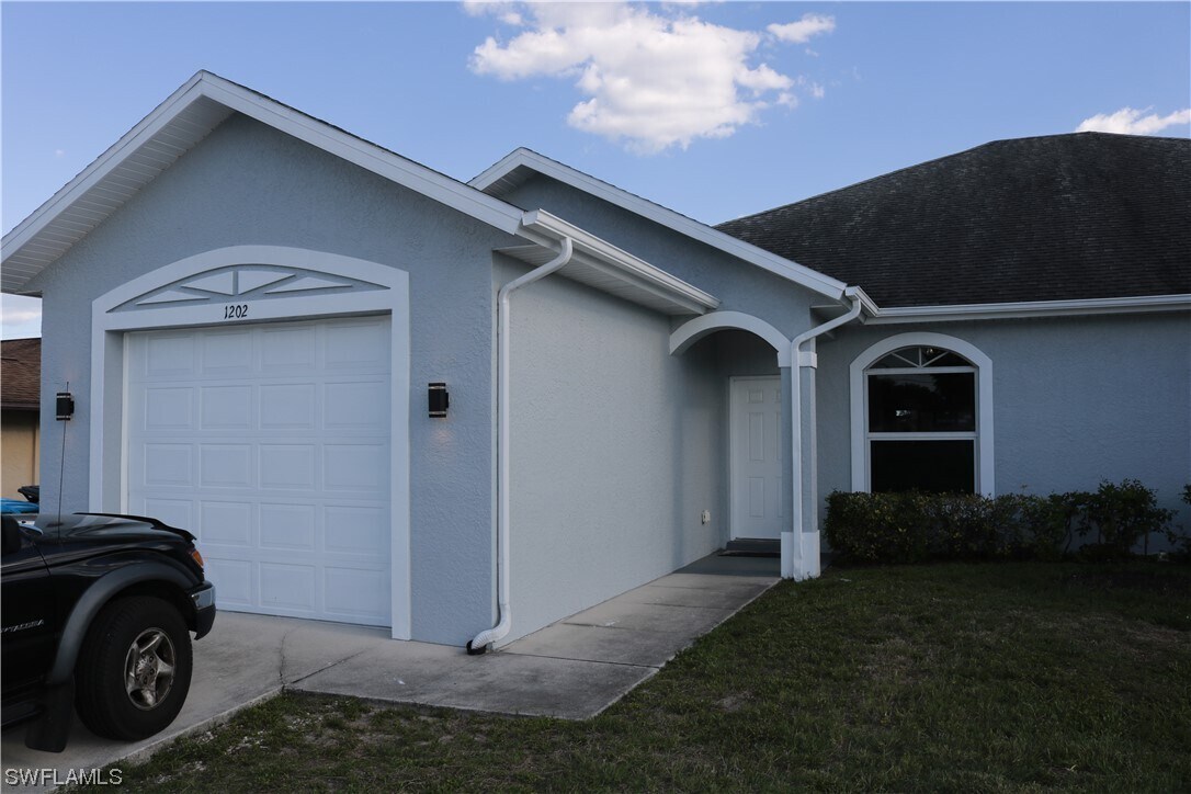 Foto principal - 1202 Diplomat Pkwy E