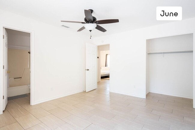 ROOM ONLY in 3-bed/2.0-bath Home photo'
