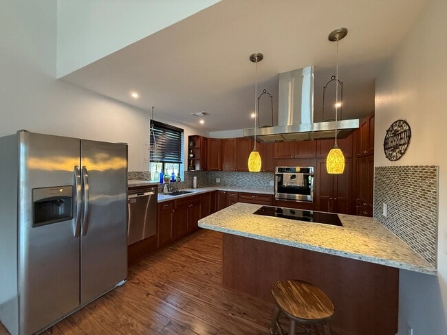 Foto del edificio - 150 Dowling Rd W