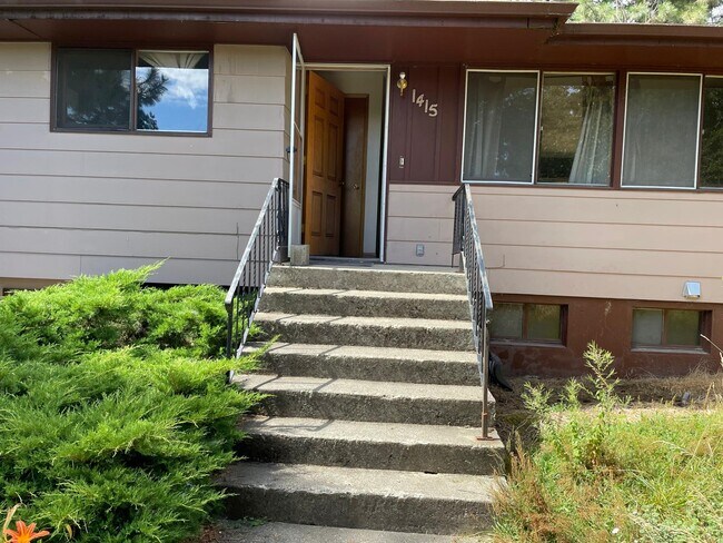 Foto del edificio - 1415 NW Deane St