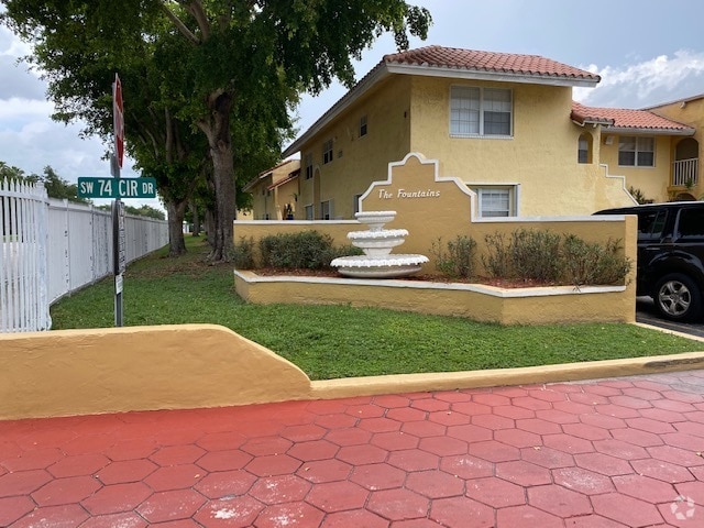 Building Photo - 15635 SW 74th Cir Dr