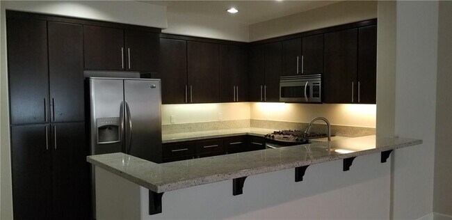 Foto del edificio - 10878 Bloomfield St
